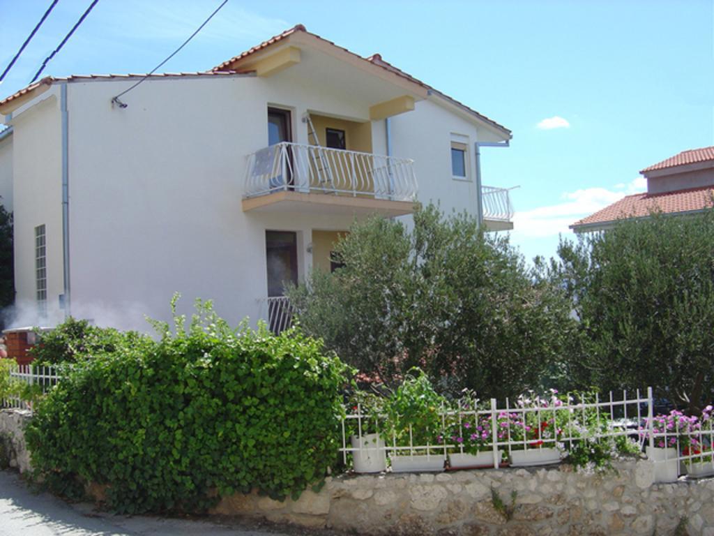 Apartments Bilic Nemira Omiš Exteriér fotografie